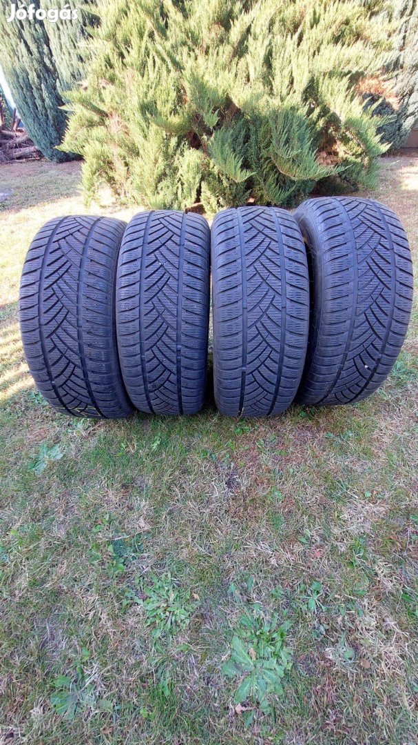 Téli gumi garnitúra 215/55R16