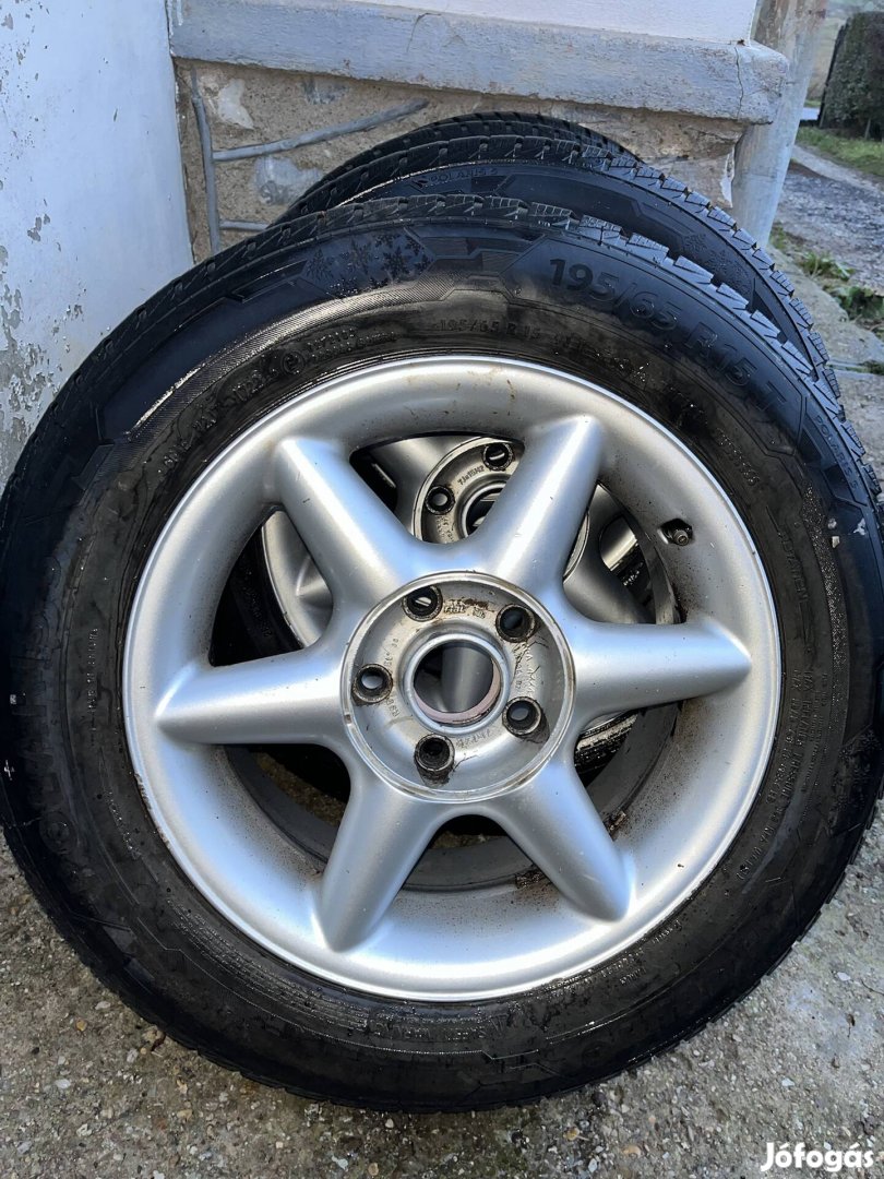 Téli gumi garnitúra alufelnivel 5x112 r15