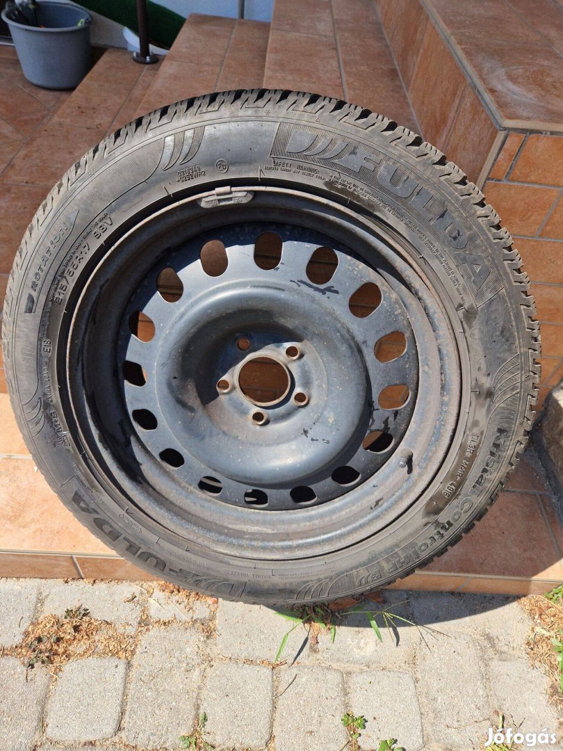 Téli gumi garnitúra felnivel 215/55R17