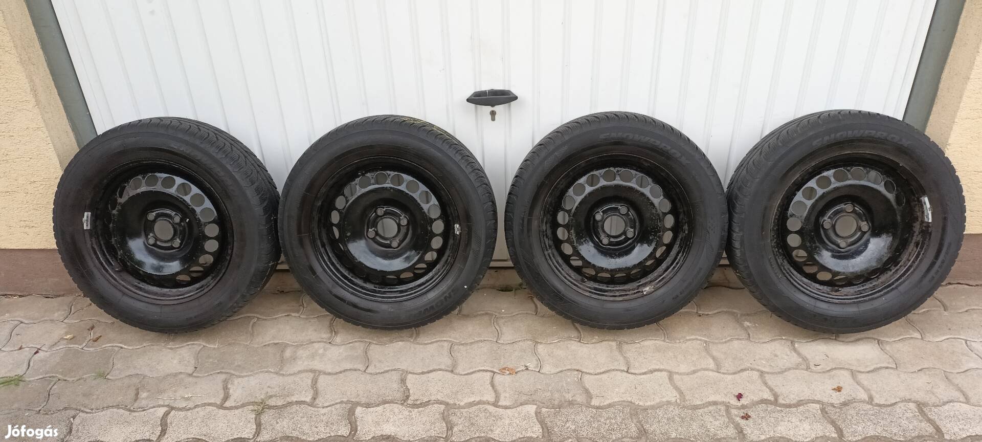 Téli gumi garnitúra felnivel, 15", 4x100, 6J, ET43, Fiat Grande Punto