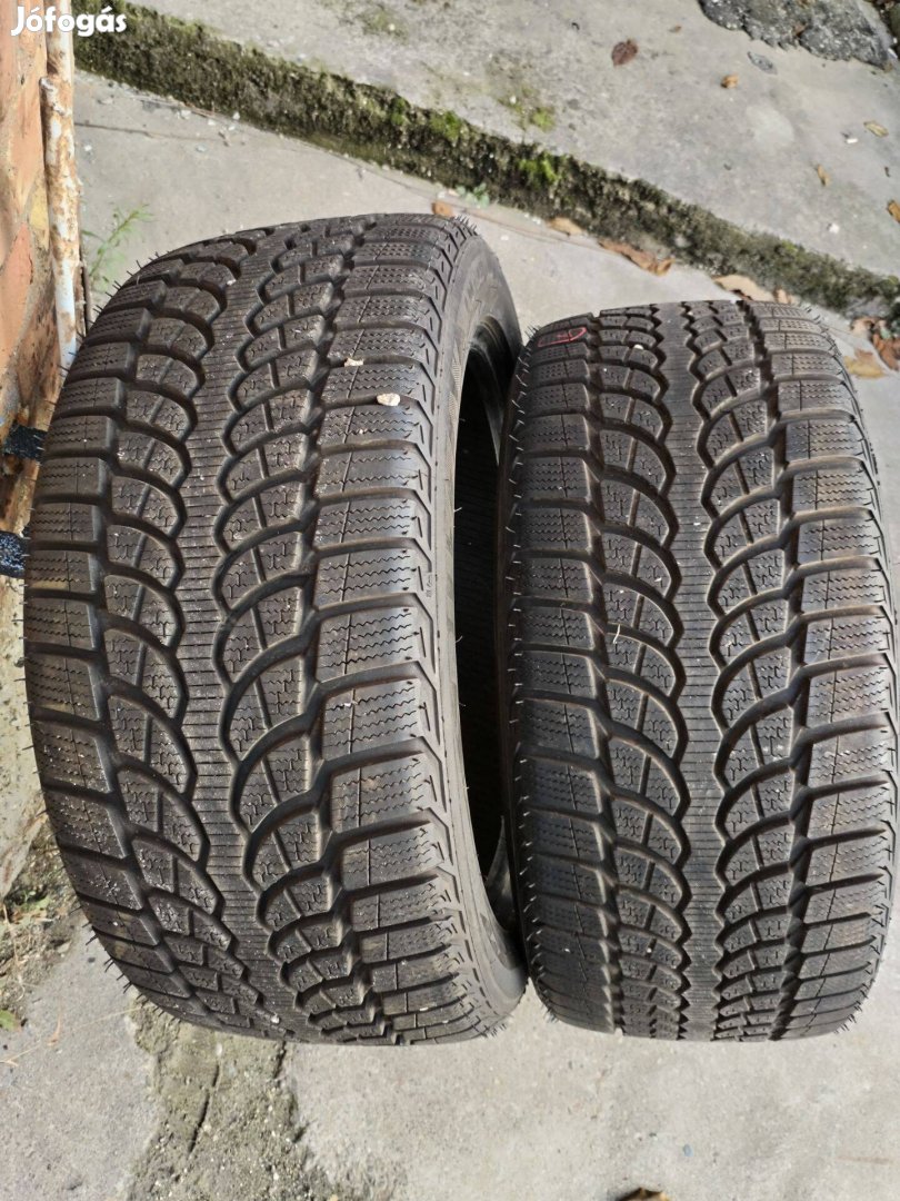Téli gumi használt bridgestone 255 45 18 2 db szép állapotú