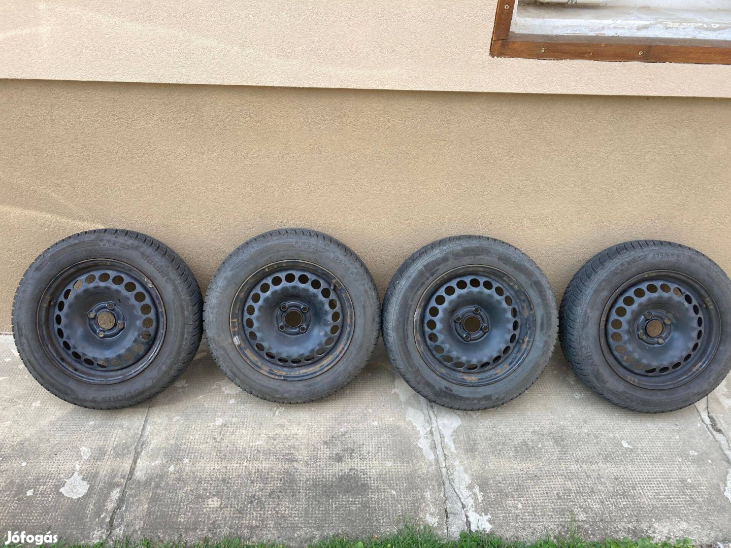 Téli gumi kerék szett 175/65 R15