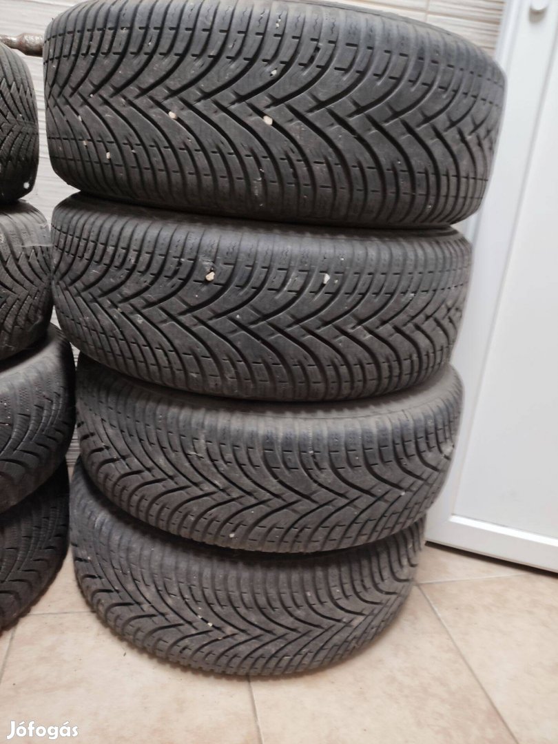 Téli gumi lemezfelnin, 205/55 r16 Citroen/Peugeot