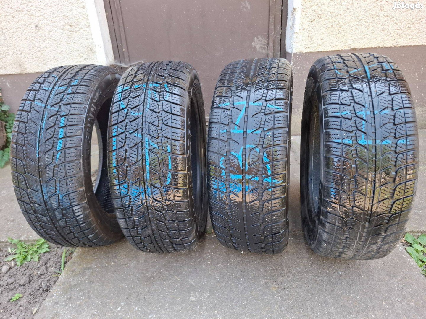 Téli gumi szett 185/55R15 86H Sunny