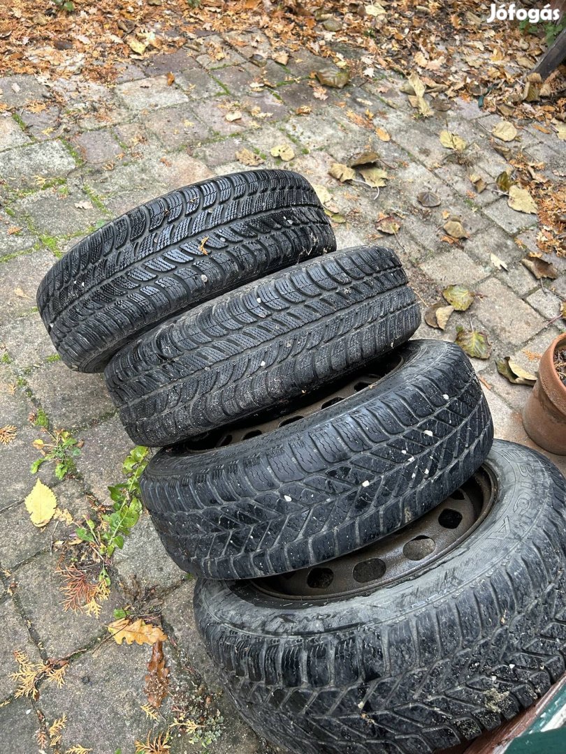 Teli gumi szett Ford Fiestára