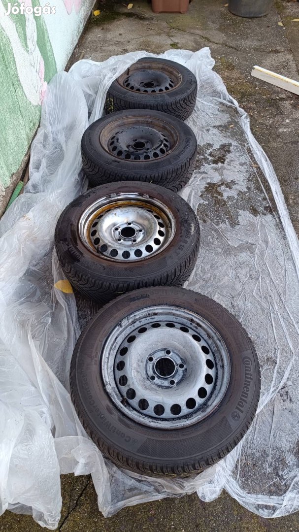 Téli gumi szett, lemezfelnivel eladó 