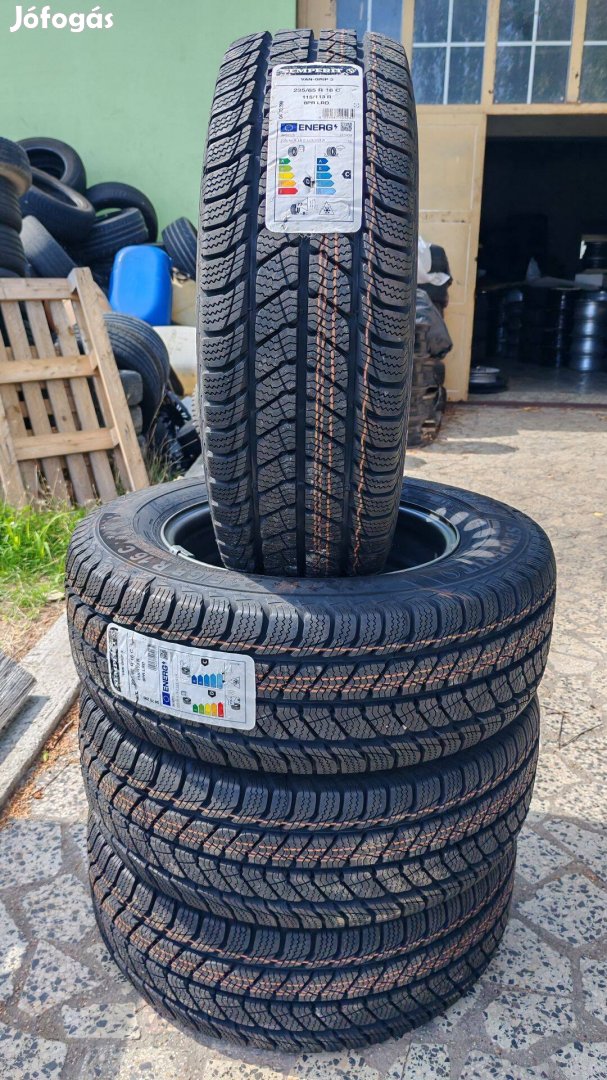 Téli gumik - 235/65 R16C - Semperit