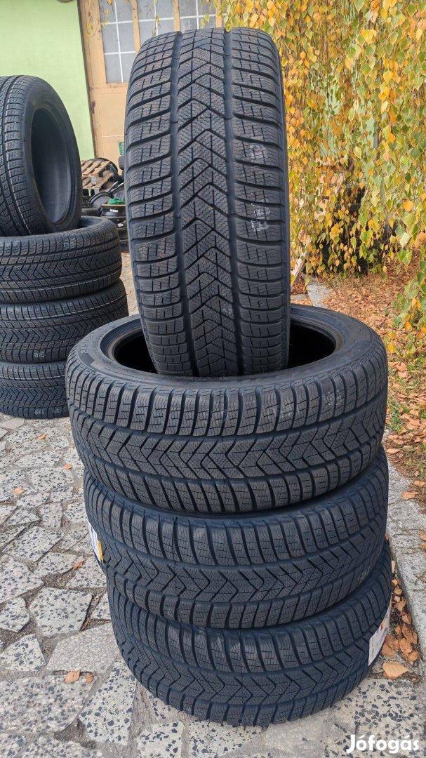 Téli gumik - 245 /45 R19 - Pirelli