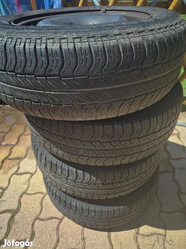 Téli gumikészlet 195/65 R15 Pirelli P300 felnivel - gyors elvitelre!