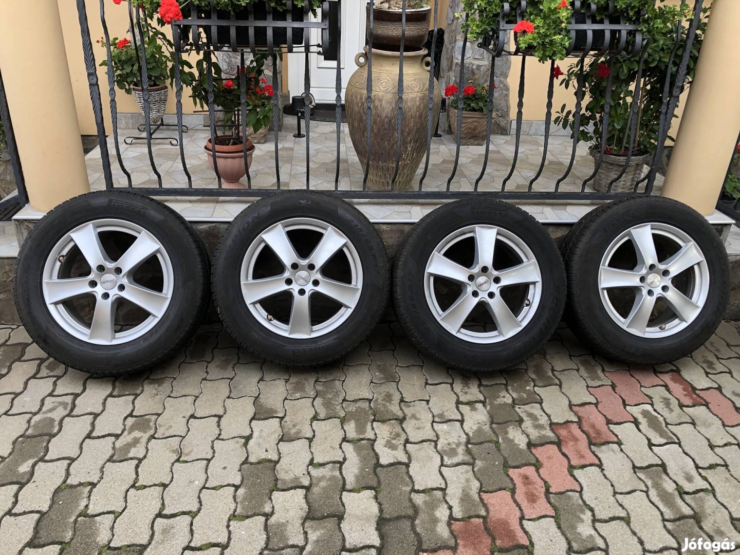 Téli kerék garnitúra 5x108,Peugeot,Pirelli 215/65R17 gumival