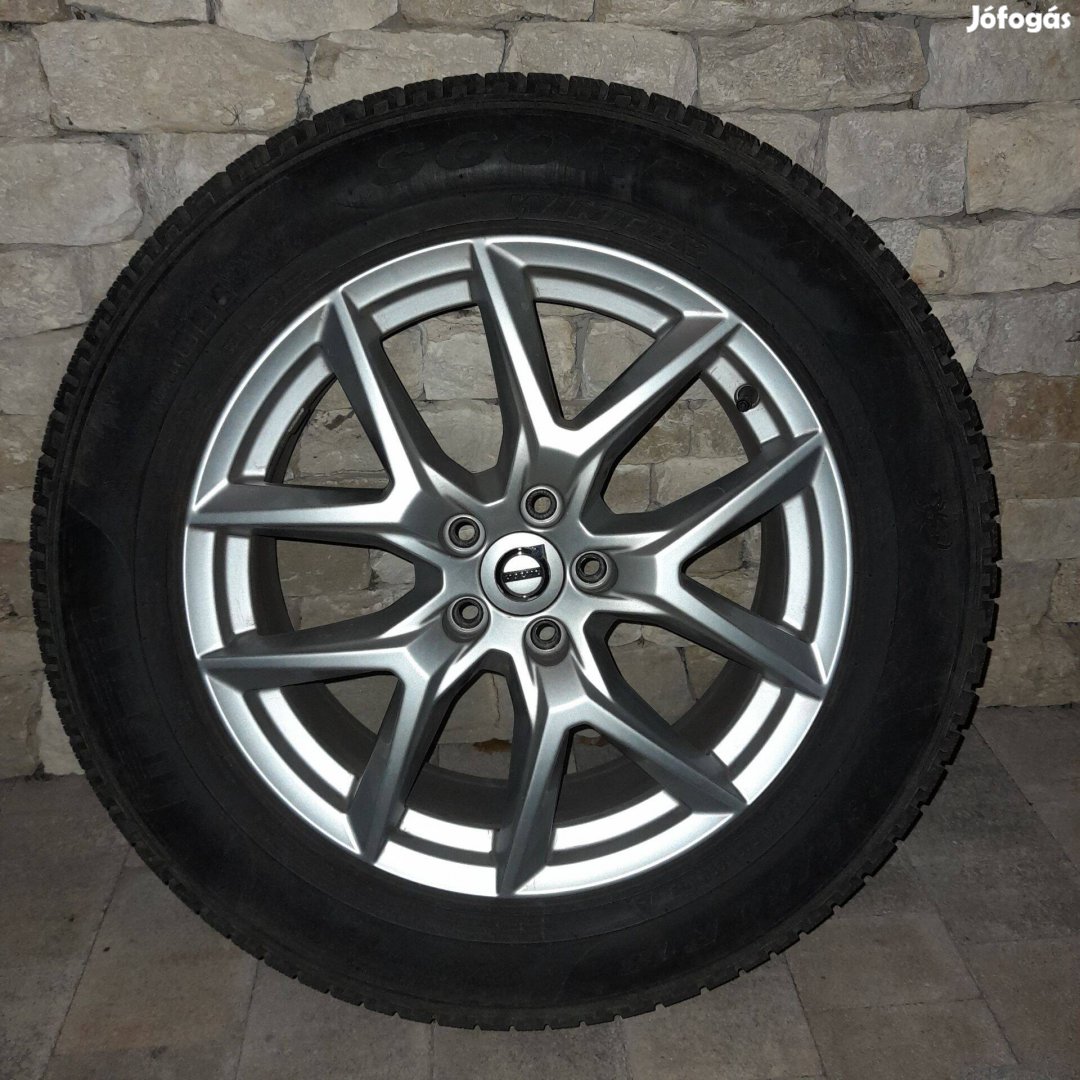 Téli kerekek Volvo XC60, XC40 autóra