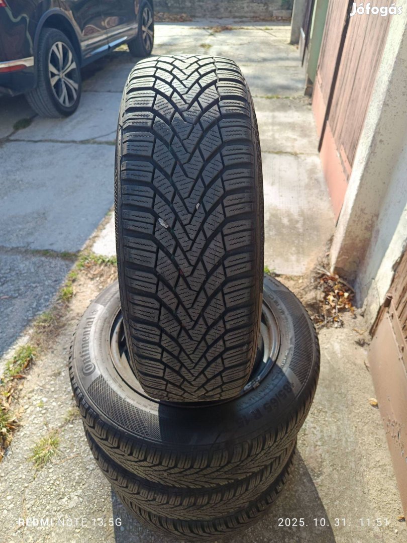 Téli szett Lemezfelni 4x100 gumi 185/65 r15 80%os Continental gumi