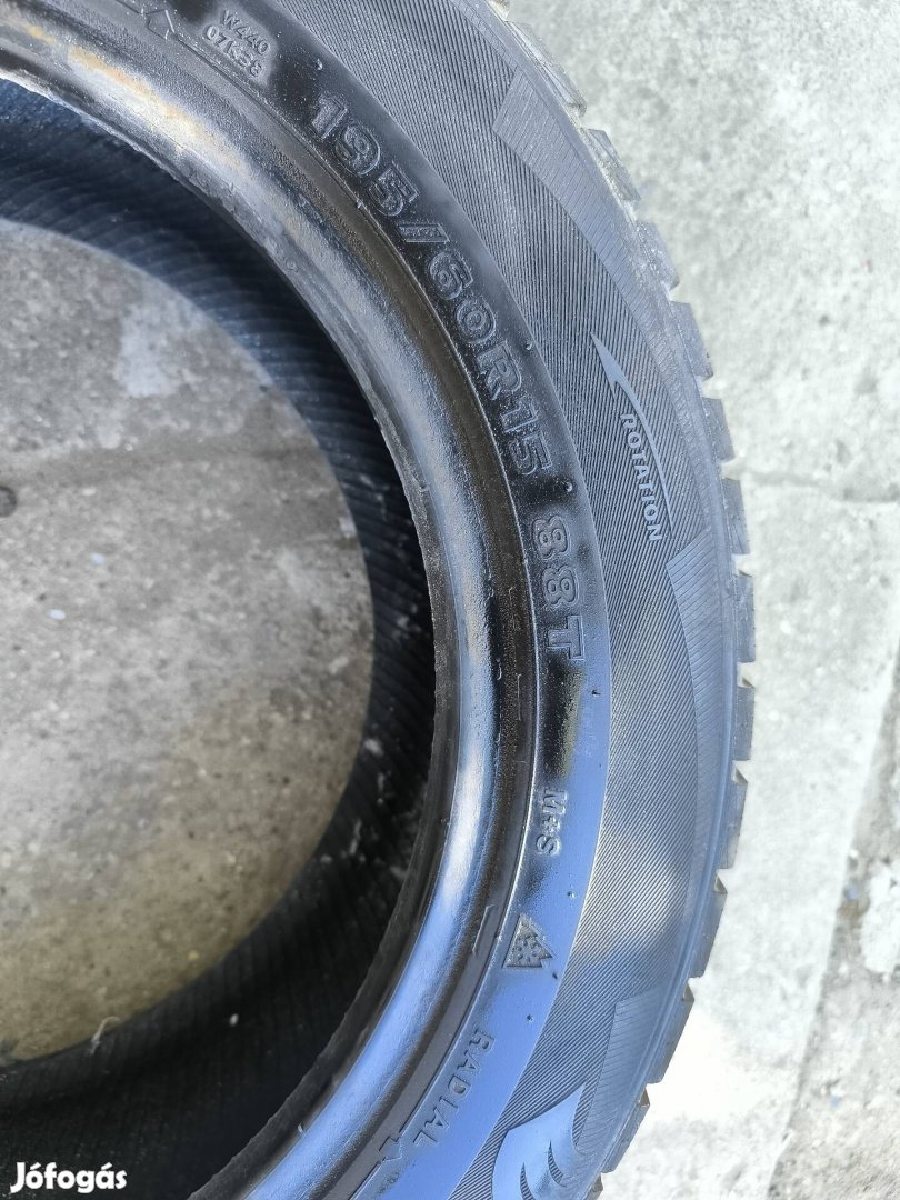 Téligumi 195×60R15 Hankook