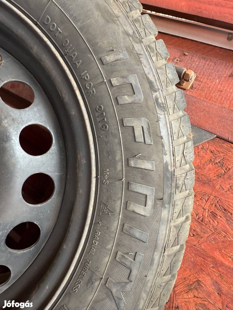 Téligumi 195/65 R15