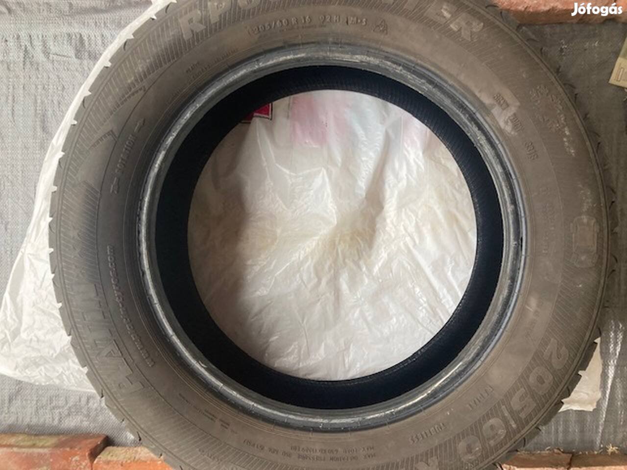 Téligumi 205/60 R16