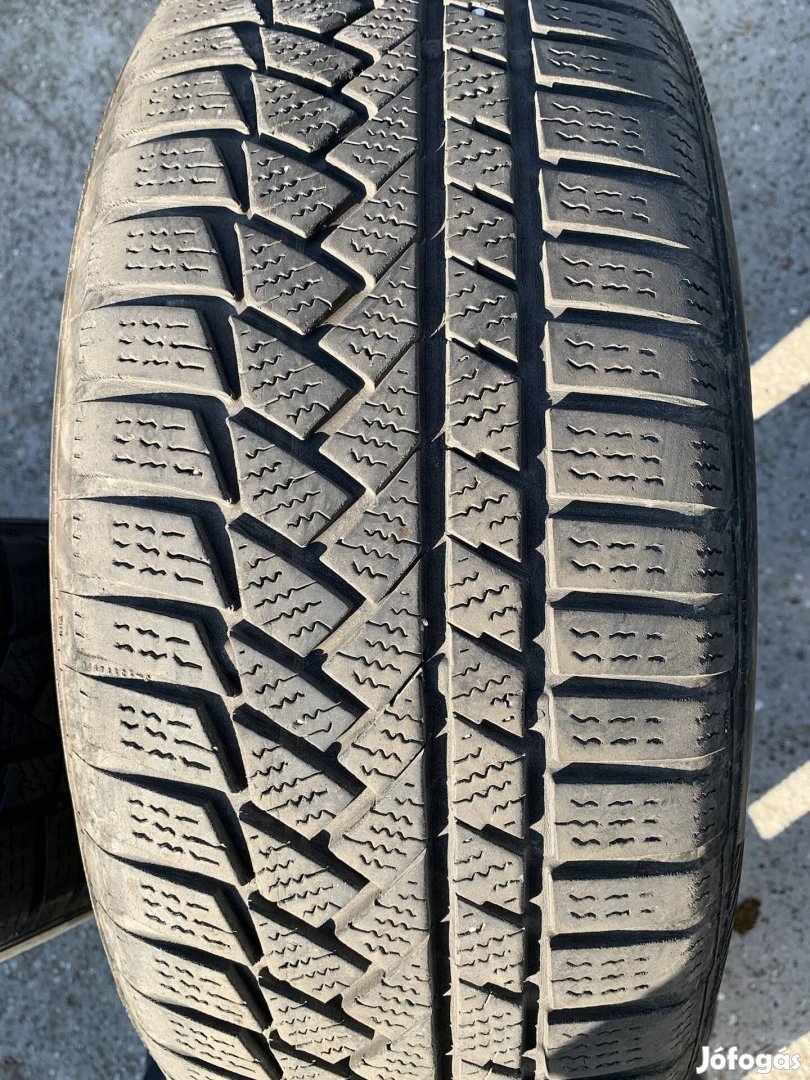 Téligumi 205/60 R16 Continental Winter Contact