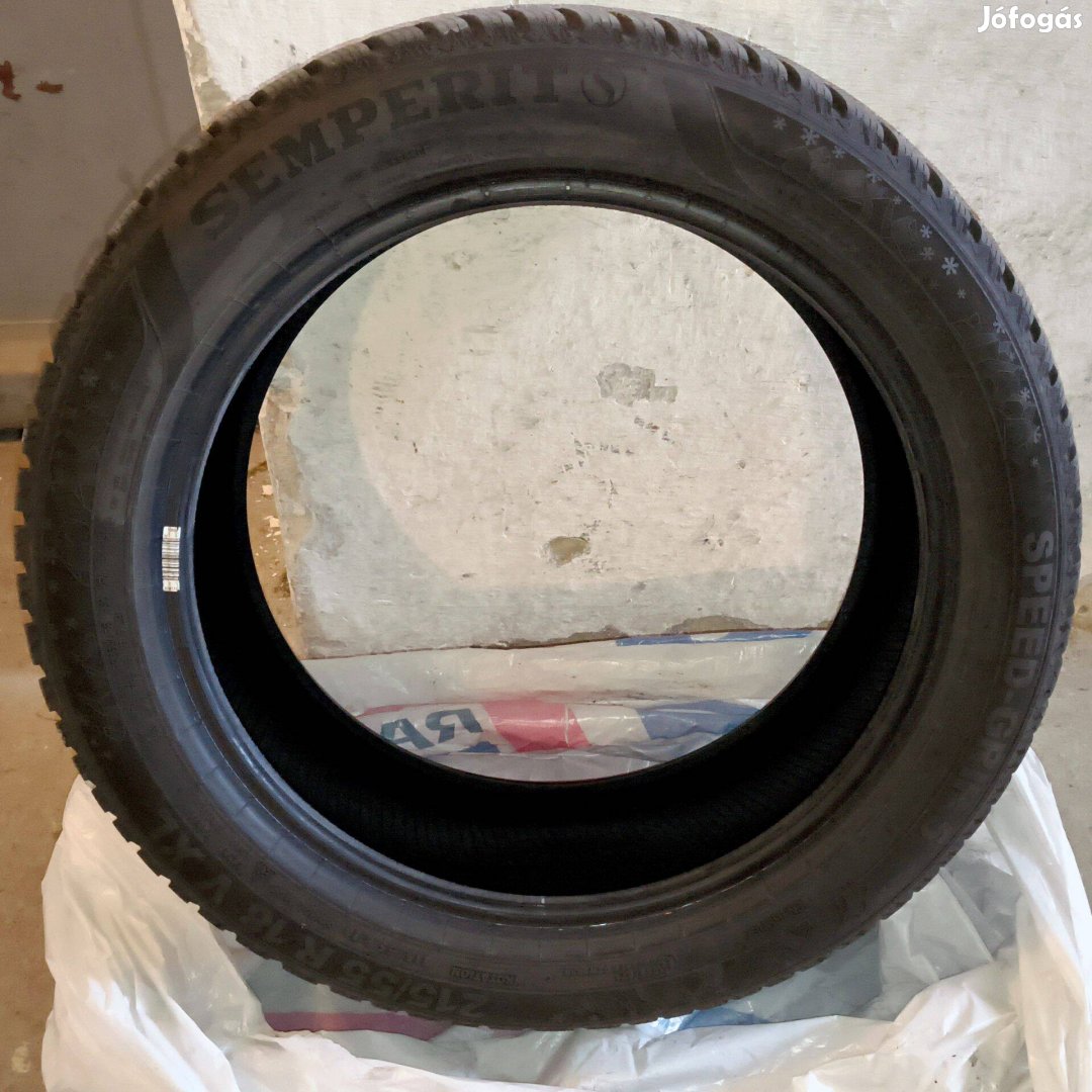 Téligumi 215/55 R18 Semperit