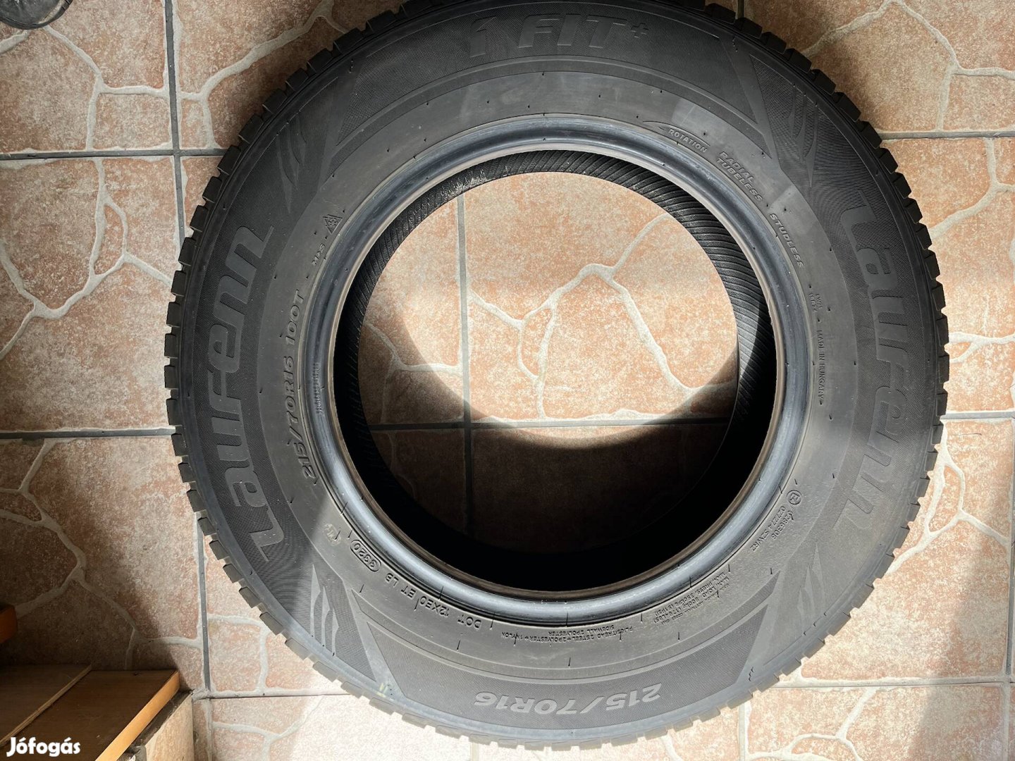 Téligumi 215/70R16