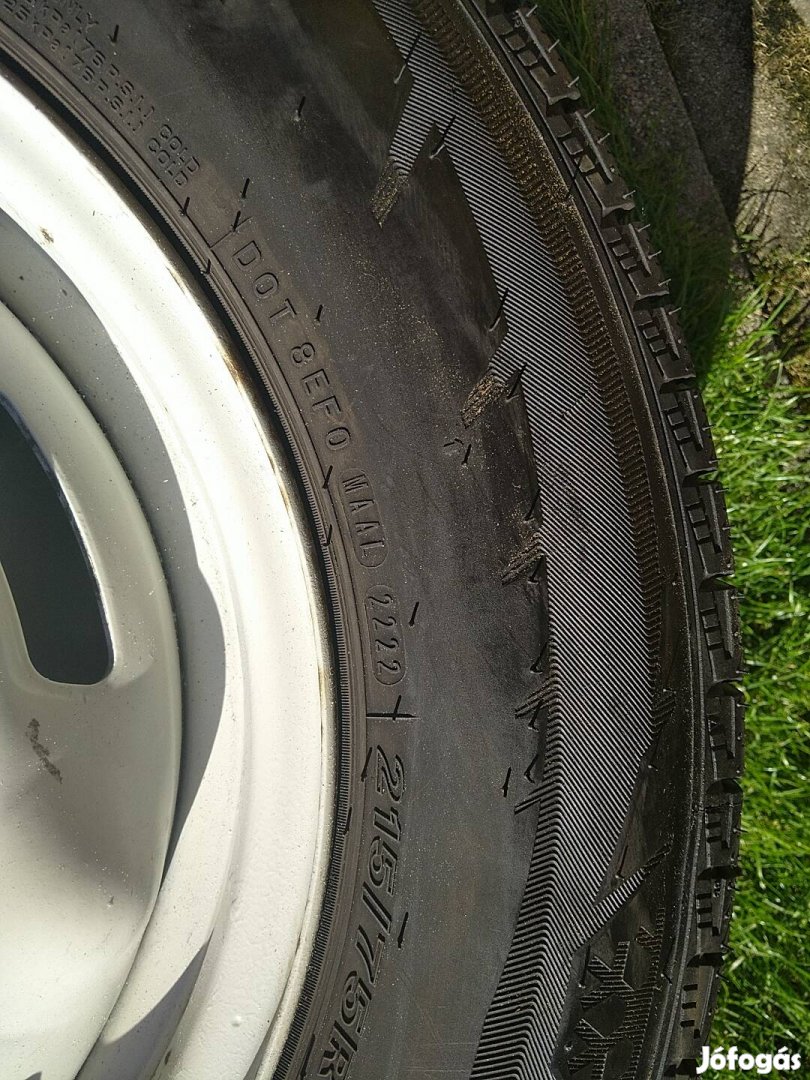 Téligumi 215/75 16C Nexen Winguard Ford Transit 