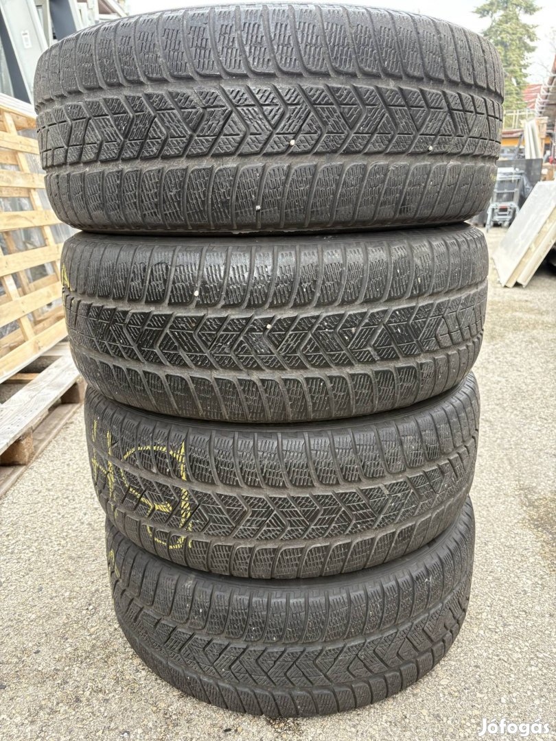 Téligumi 235/55 R19