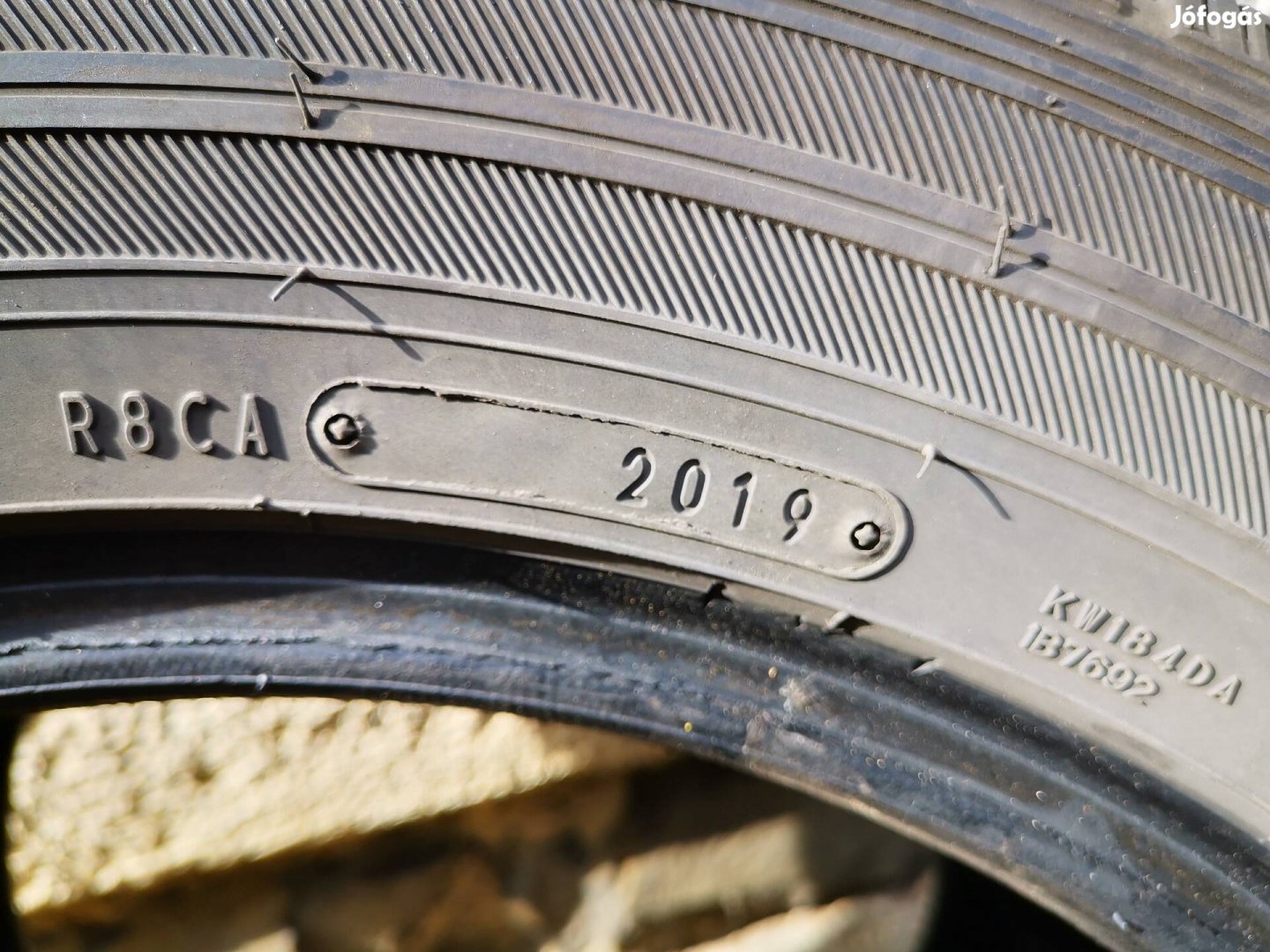 Téligumi 4db. Falken  215/60/17 "C" eladó
