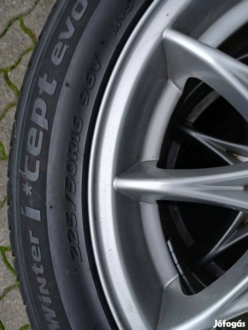 Téligumi BMW alufelnivel