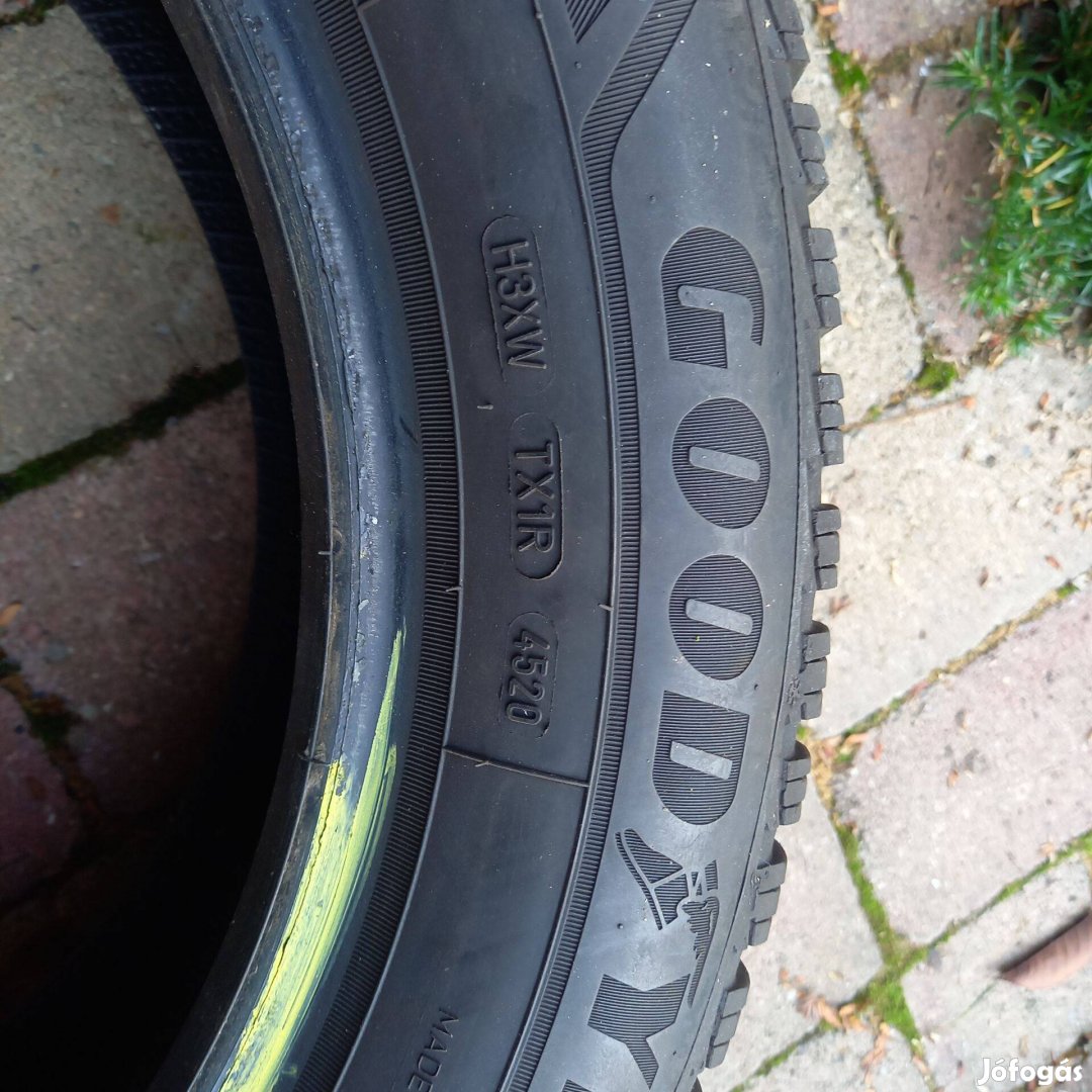 Téligumi Good Year 205/60 R16