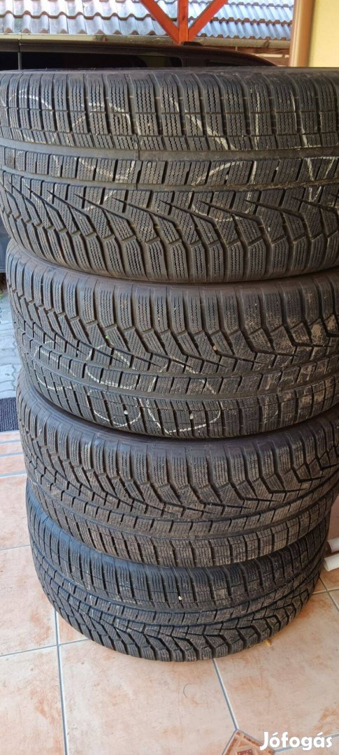 Téligumi Hankook 285/45 R21