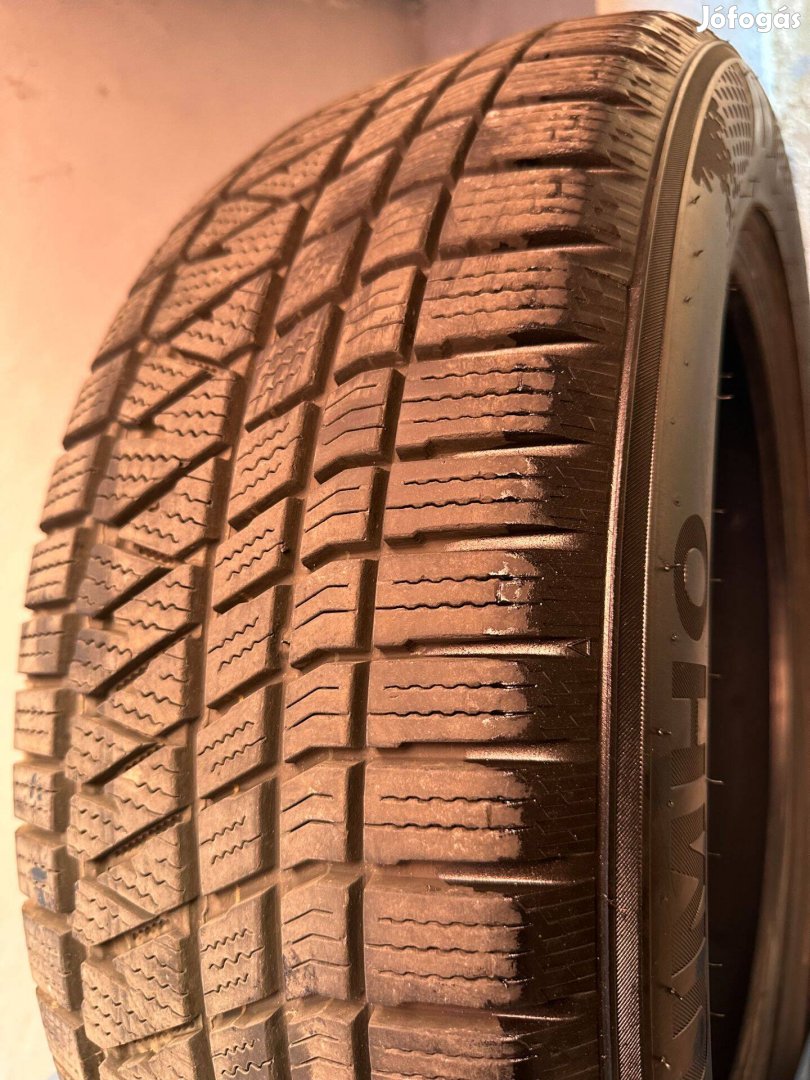Téligumi Kumho Wintercraft WS71 SUV 235/55 R19 105V XL