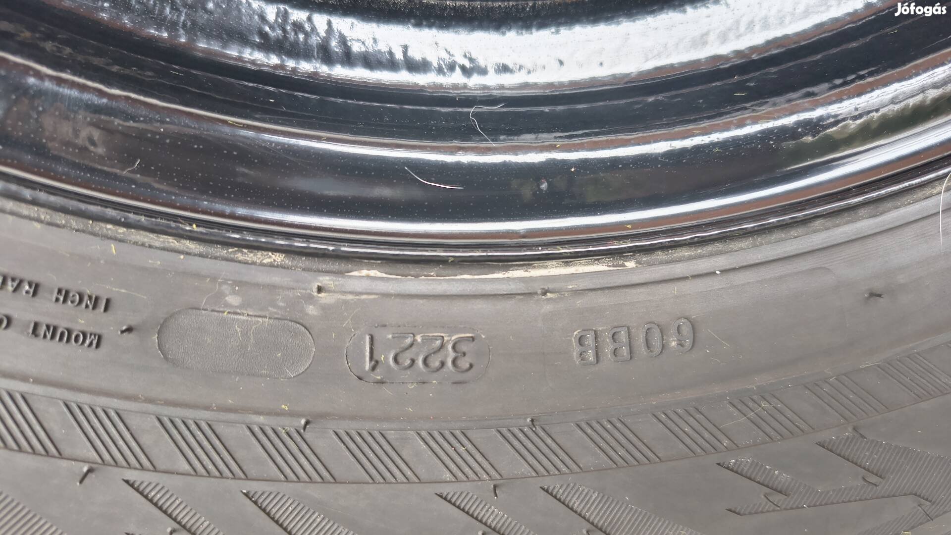 Téligumi VW lemezfelnin 215/65r16 8mm 