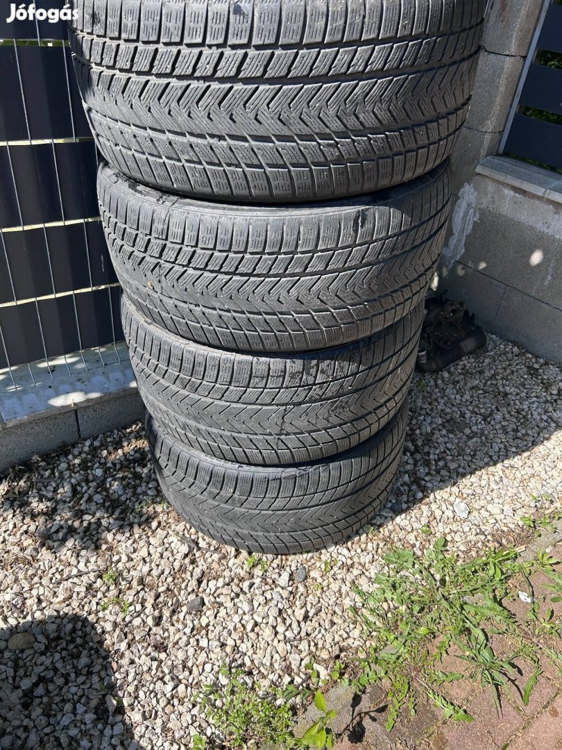 Téligumi bmw x5