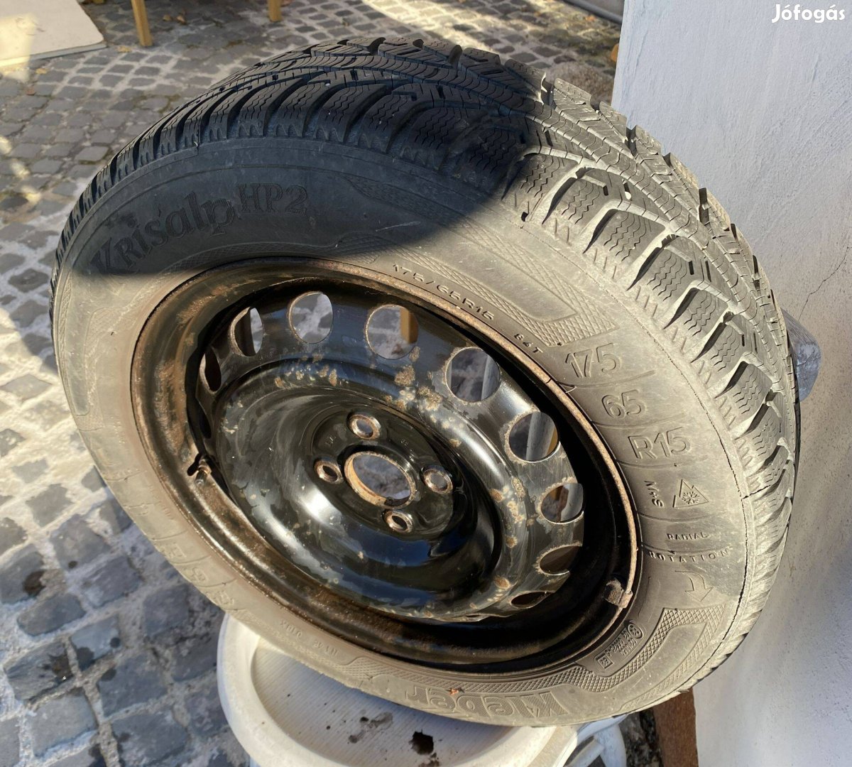 Téligumi felnivel eladó