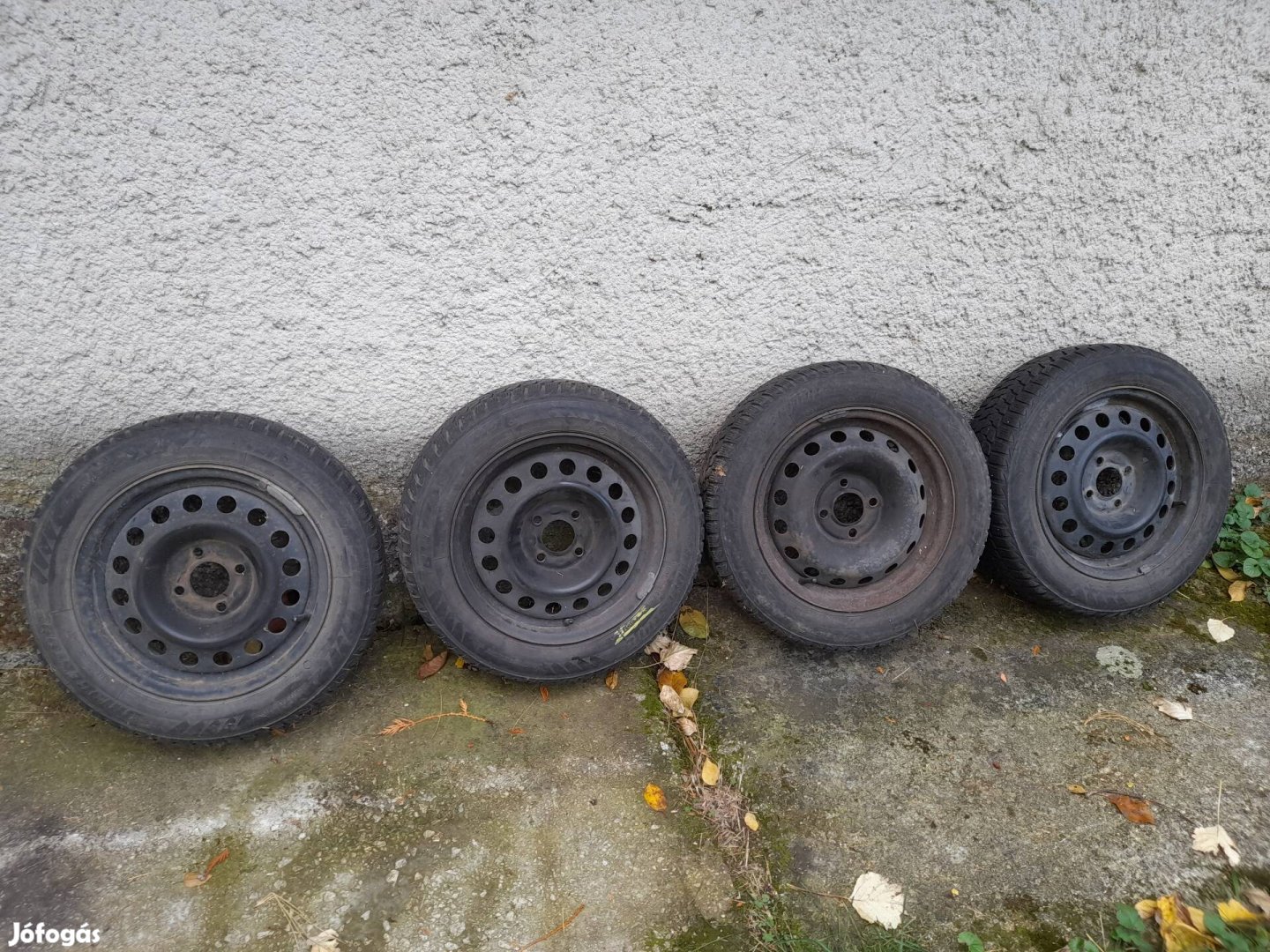 Téligumi garnitúra lemezfelnin Renault Clio, Thalia