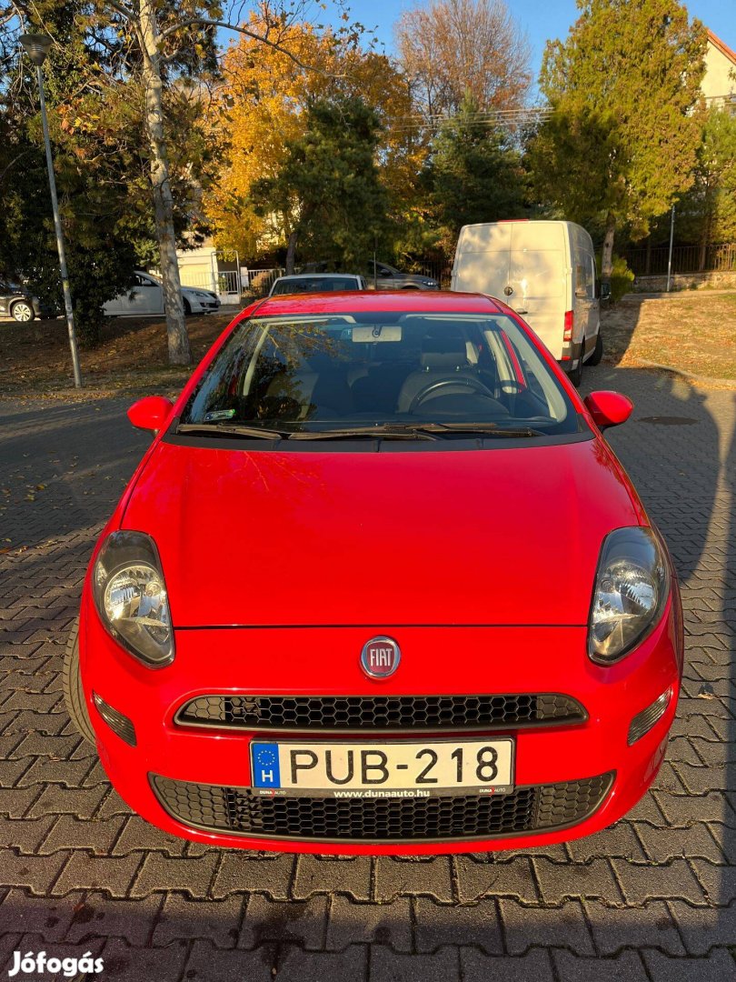 Téligumi garnitúrával jó állapotú Fiat Punto eladó