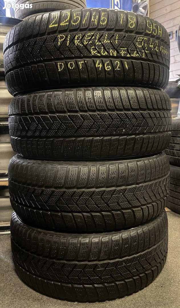 Téligumi szett 225/45 r18 Pirelli