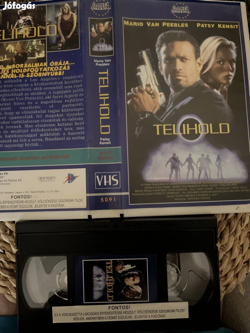 Telihold vhs.   