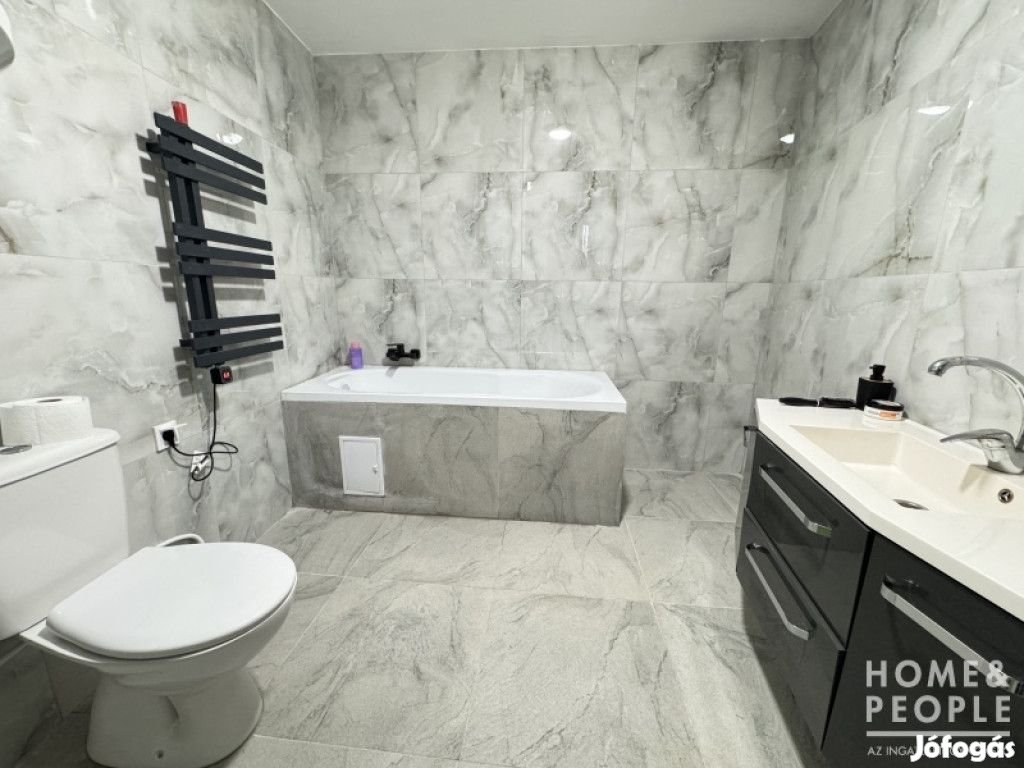 Teljesen felújított családi ház eladó Hódmezővásárhelyen!