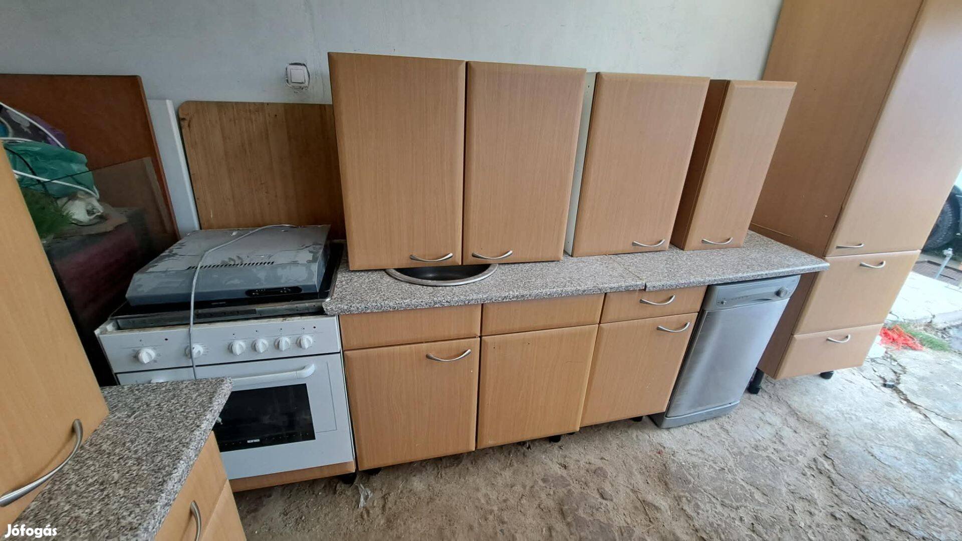 Teljesen gépesített konyhabútor