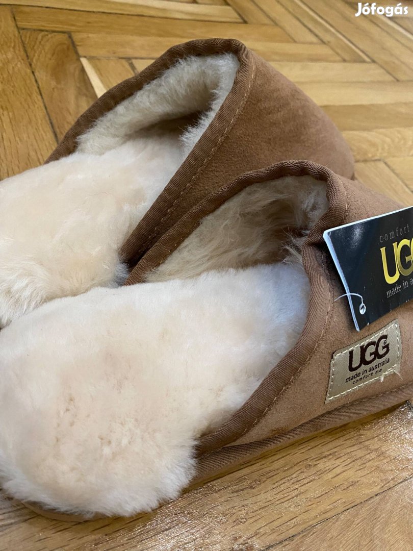 Teljesen új. Uggs férfi papucs. 42-es méret