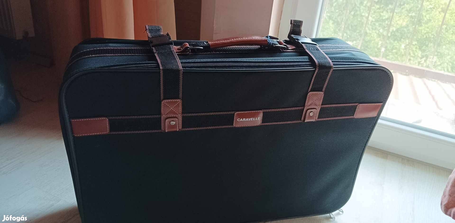 Teljesen új , könnyű bőrönd eladó