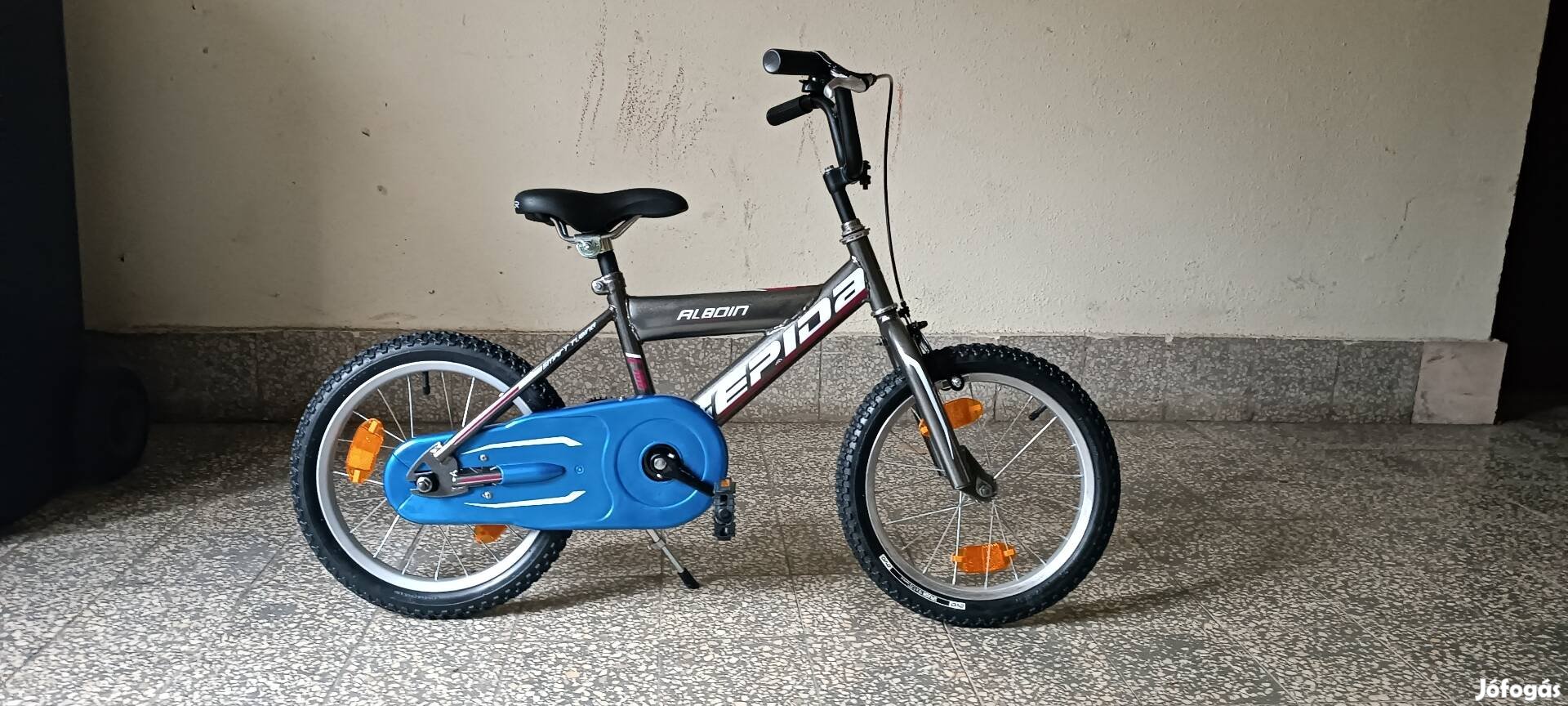 Teljesen új, egyedi építésű 16-os kontrás kerékpár