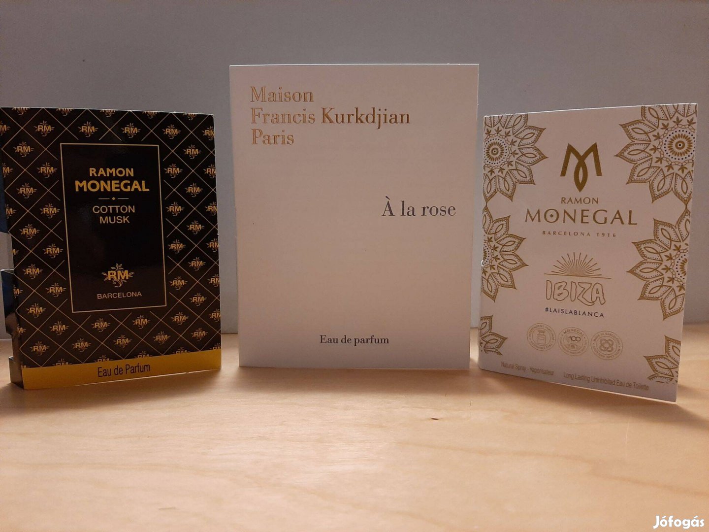 Teljesen új, gyári niche illatminták