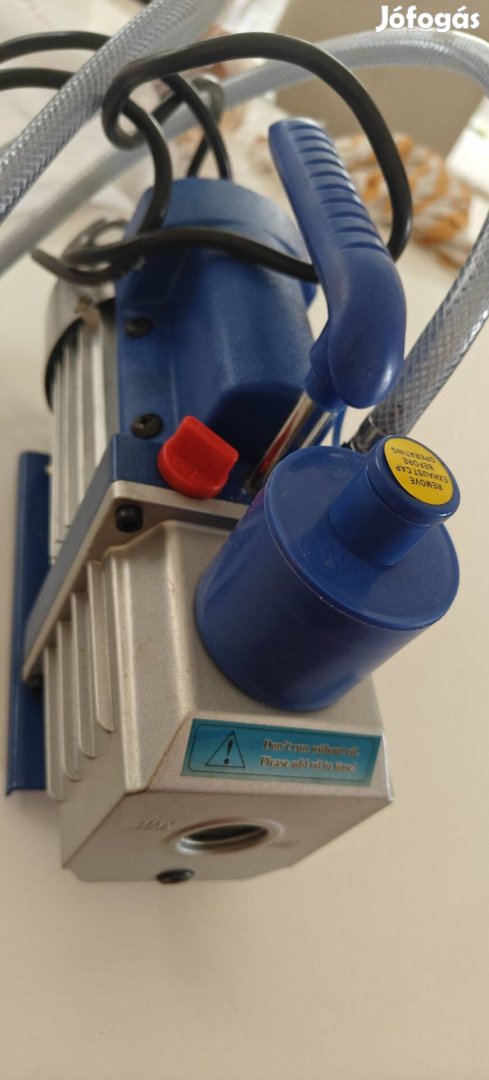 Teljesen új, vakuum pumpa, dobozában