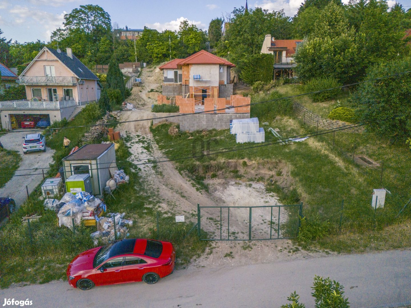 Telki lakóövezetében eladó telek - befektetési lehetőség Pest megyében