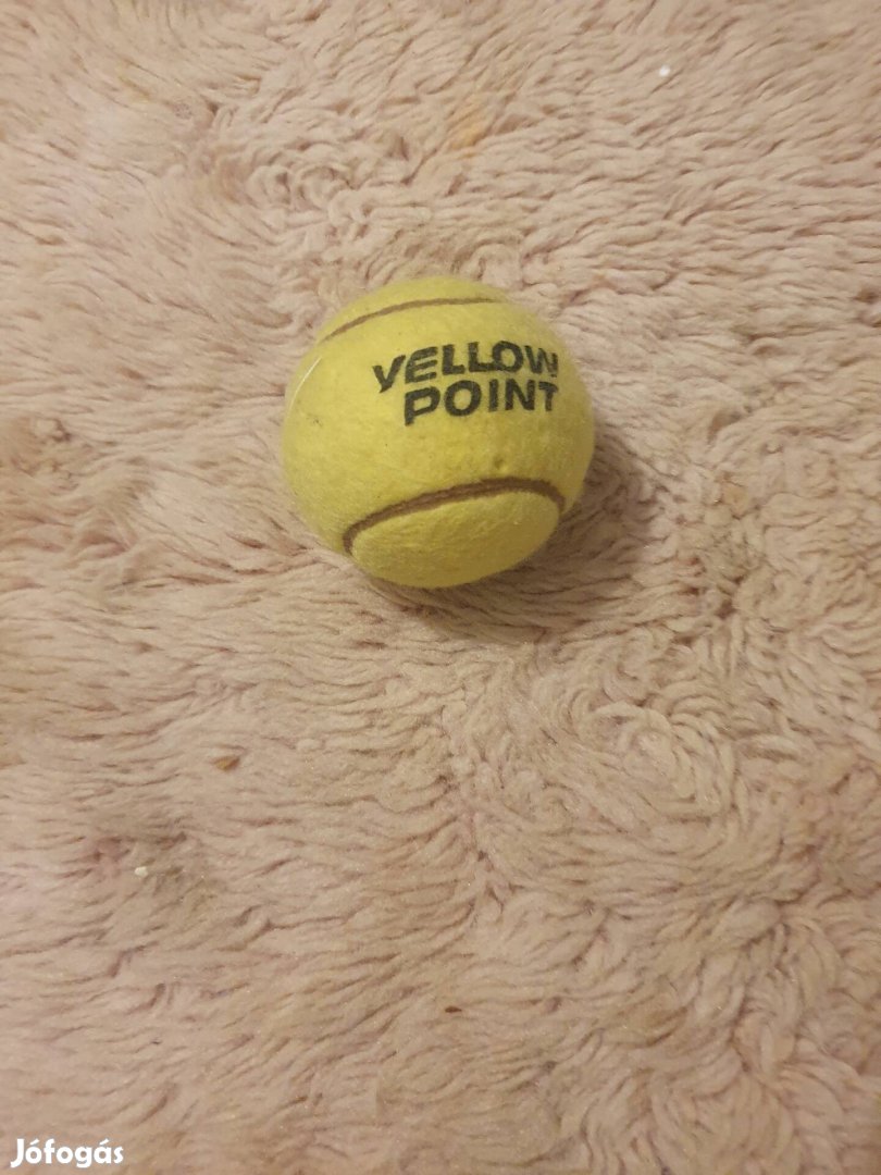 Teniszlabdák