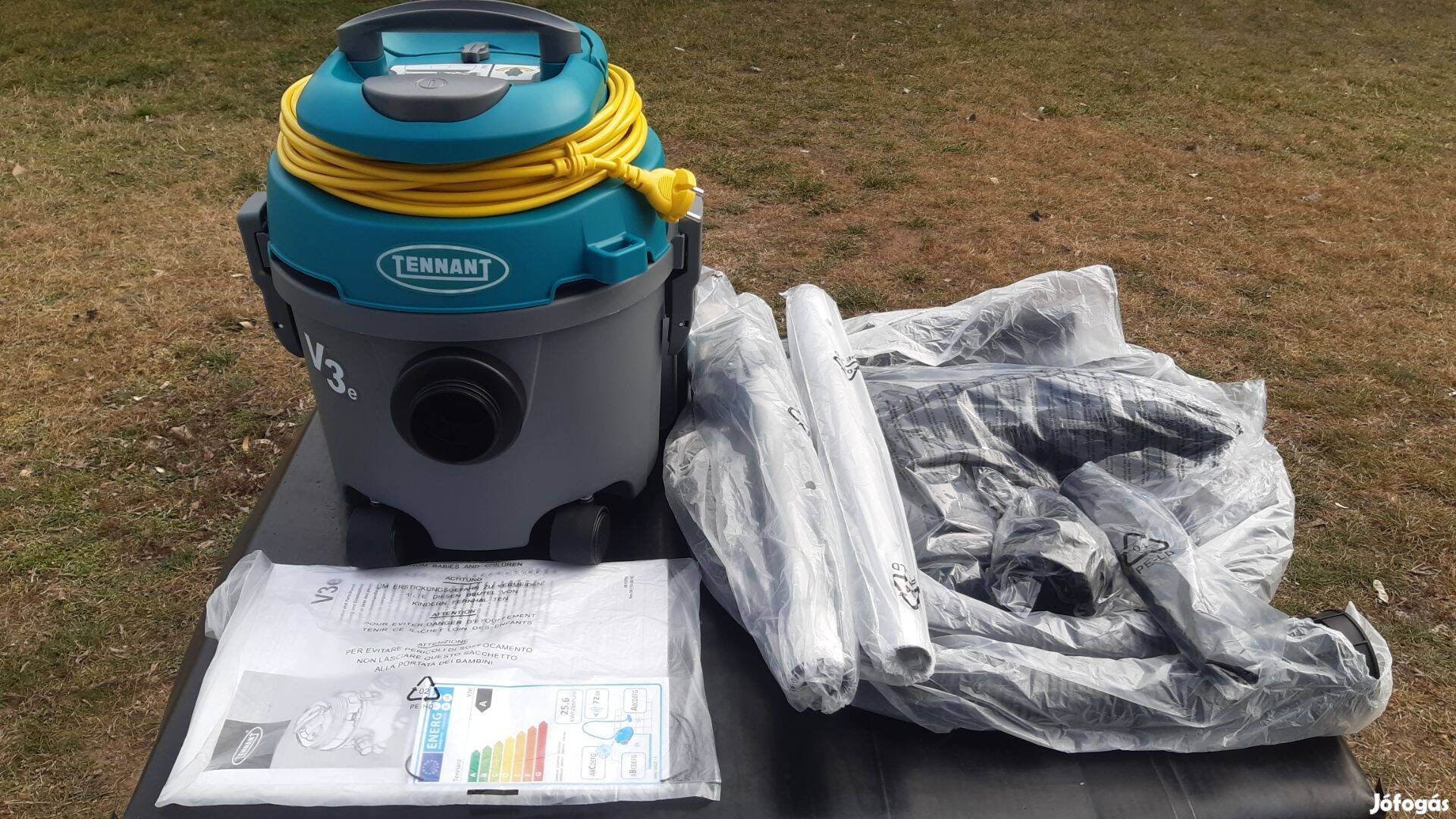 Tennant V3 porzsákos porszívó új!
