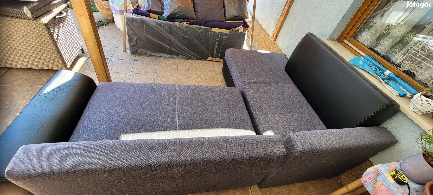 Teraszon használt_ülőgarnitura