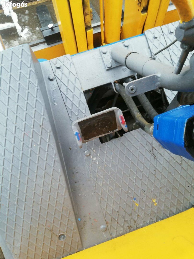 Terep targonca 3,5t