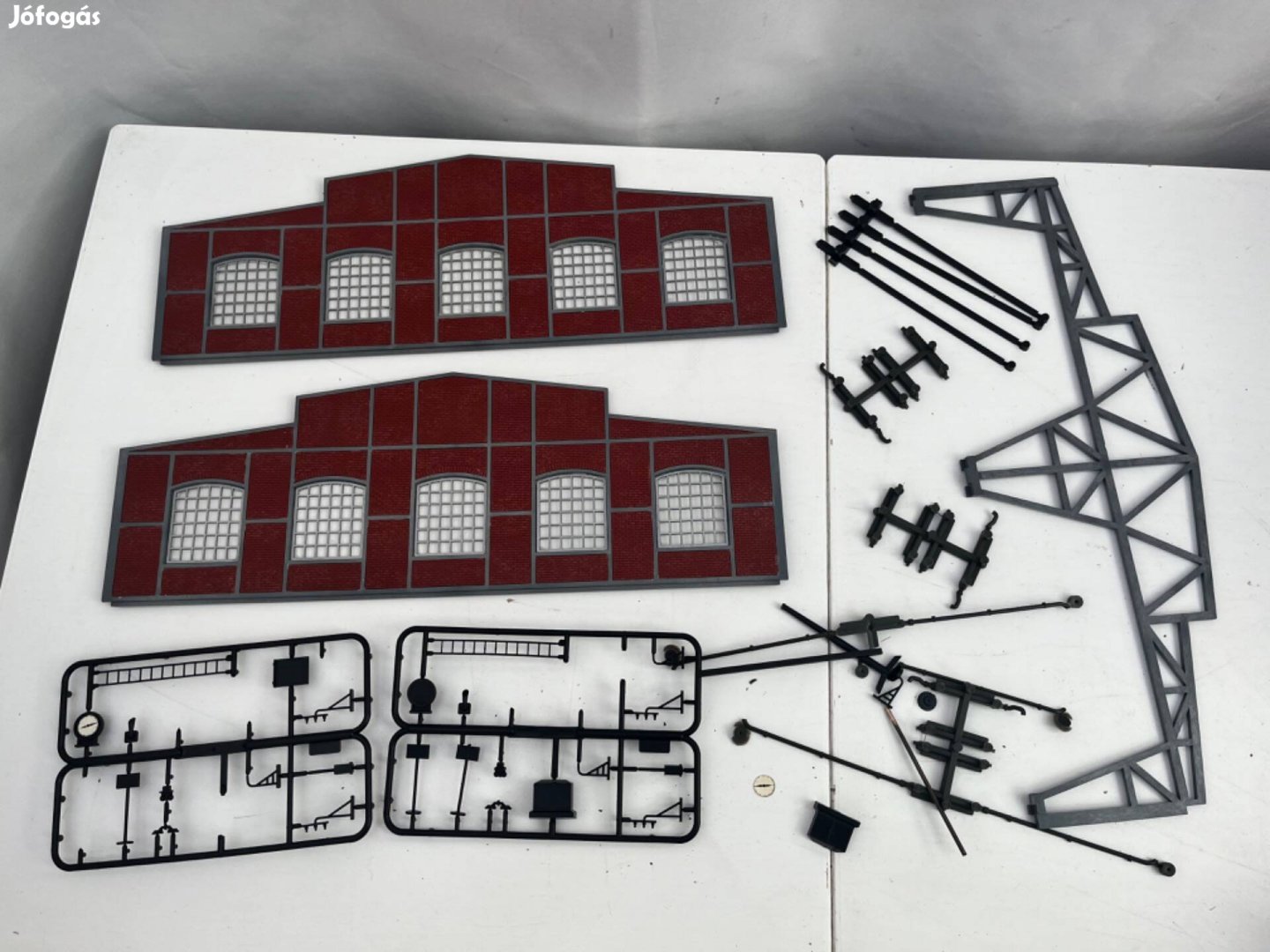 Terepasztal fütöház alkatrész vasútmodell