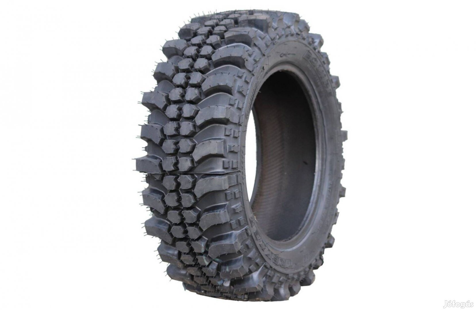 Terepgumi 235/65 R17 Trekker Simex mintázatú terepjáró gumi 104Q